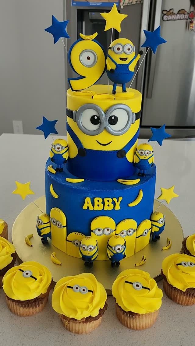 Minions party cake
