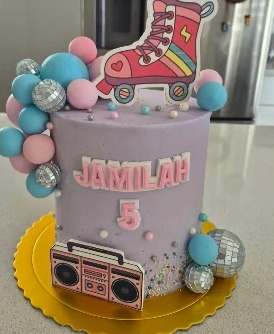 Roller skate cake