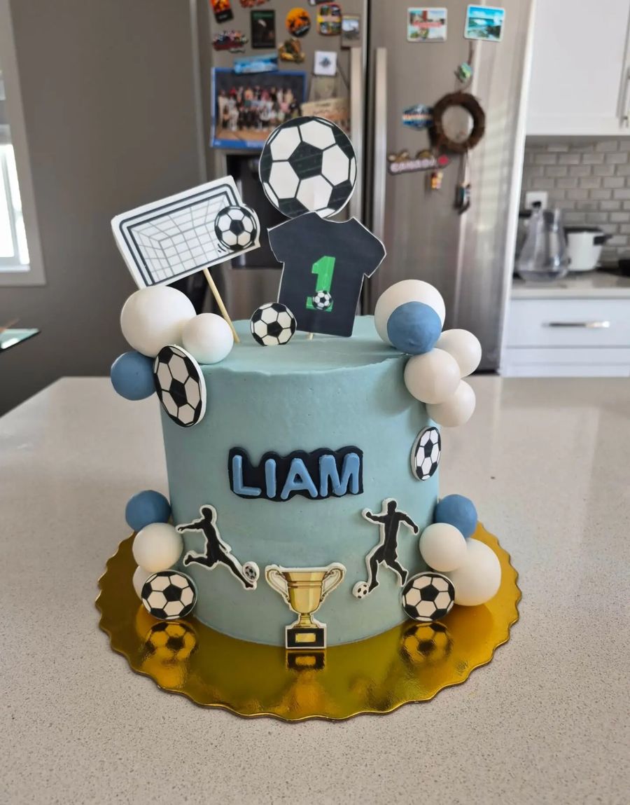 Soccer champion cake